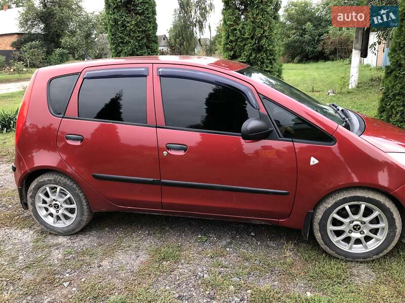 Лифтбек Mitsubishi Colt 2008 в Сумах