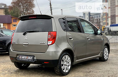 Хэтчбек Mitsubishi Colt 2010 в 