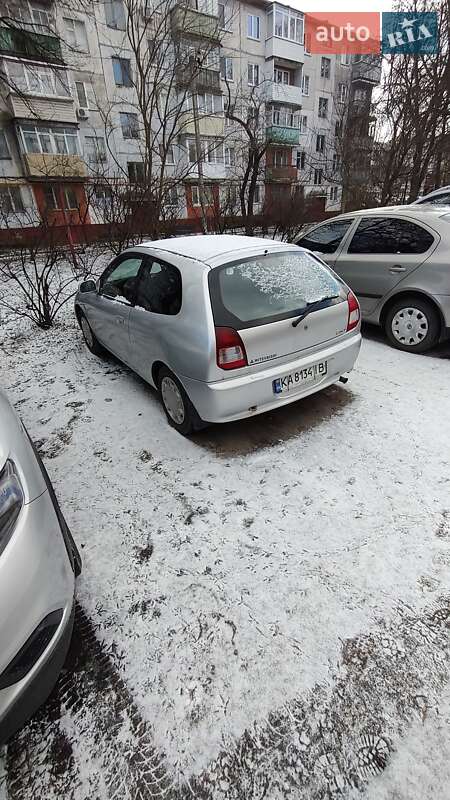 Хэтчбек Mitsubishi Colt 2002 в Чернигове
