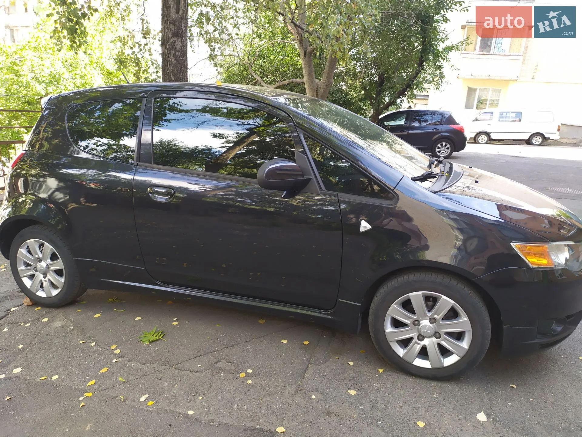 2012 Mitsubishi Colt - мініатюра 2