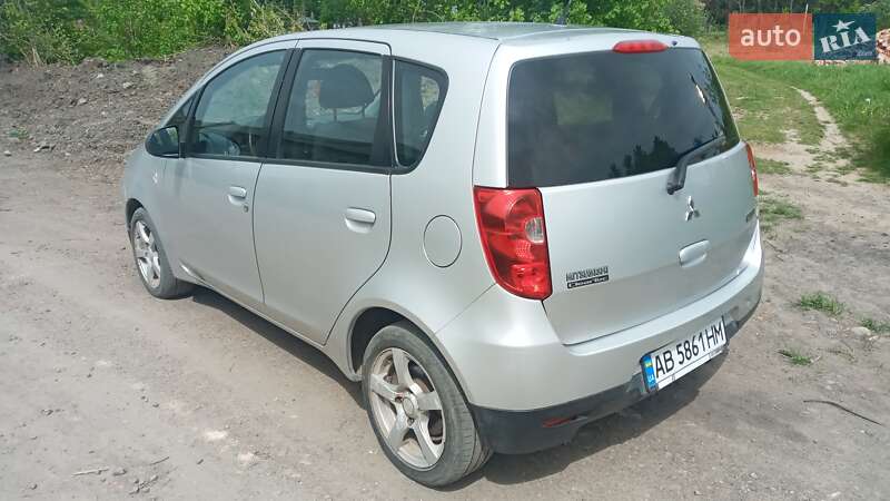 Хэтчбек Mitsubishi Colt 2009 в Жмеринке