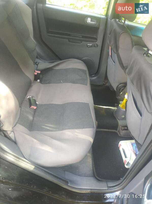 Хэтчбек Mitsubishi Colt 2006 в Житомире