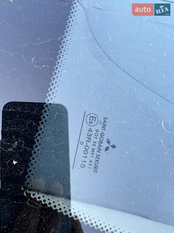 Хэтчбек Mitsubishi Colt 2010 в Черновцах фото 9 Хэтчбек Mitsubishi Colt 2010 в Черновцах