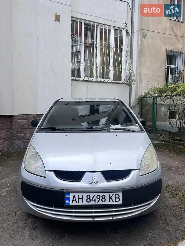 Mitsubishi Colt