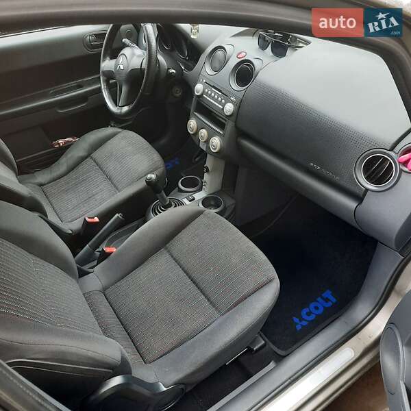 Хэтчбек Mitsubishi Colt 2007 в Львове