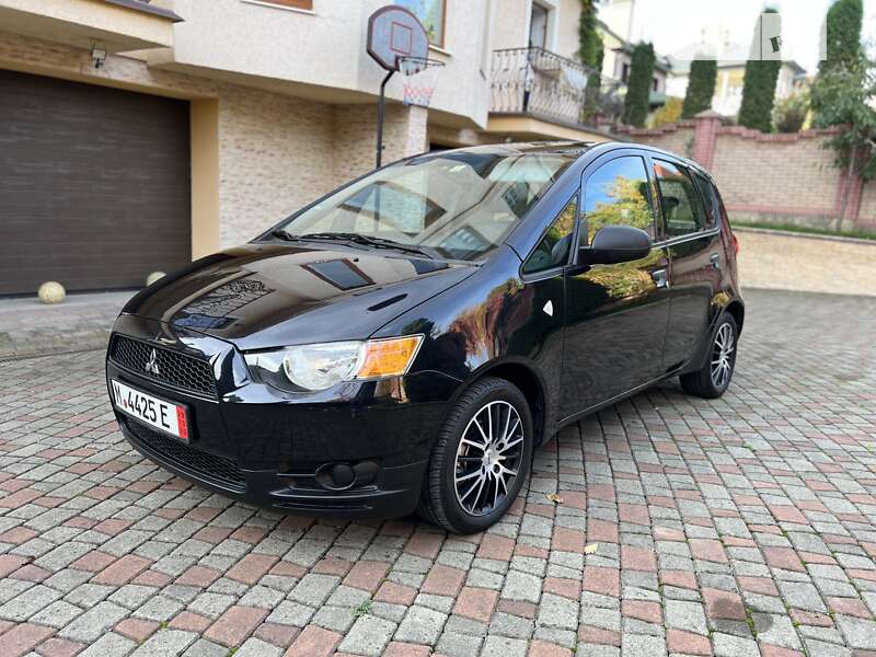 Хетчбек Mitsubishi Colt 2009 в Чернівцях