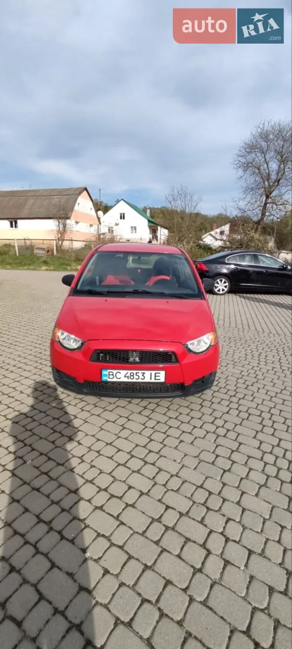 2011 Mitsubishi Colt - мініатюра 16
