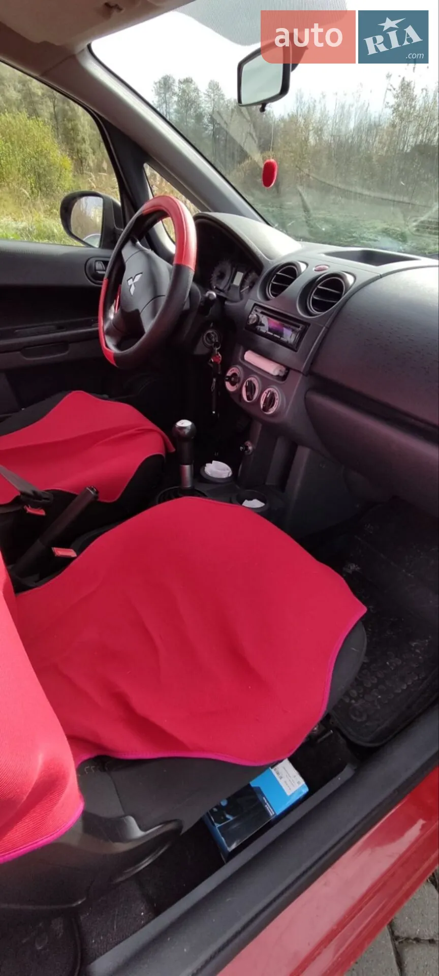 2011 Mitsubishi Colt - мініатюра 8