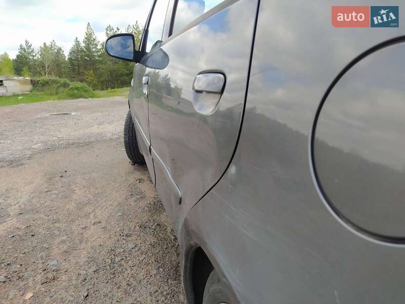 Хэтчбек Mitsubishi Colt 2006 в Житомире