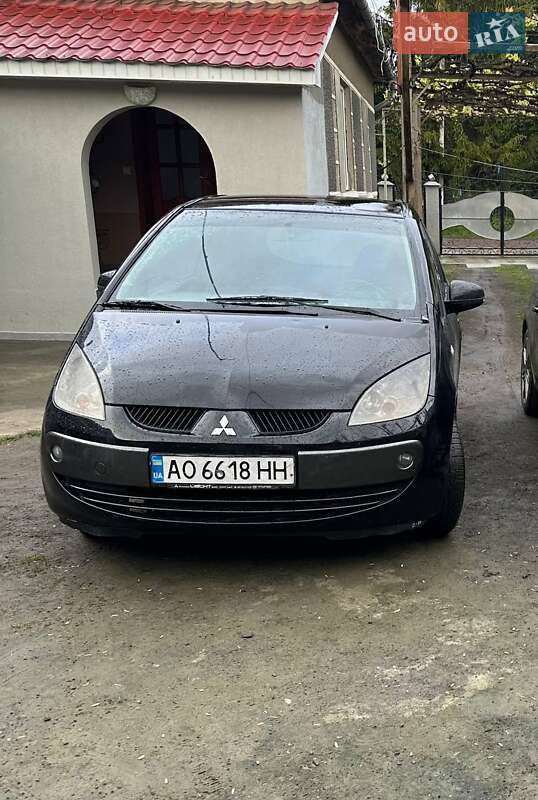 Хэтчбек Mitsubishi Colt 2005 в Ужгороде