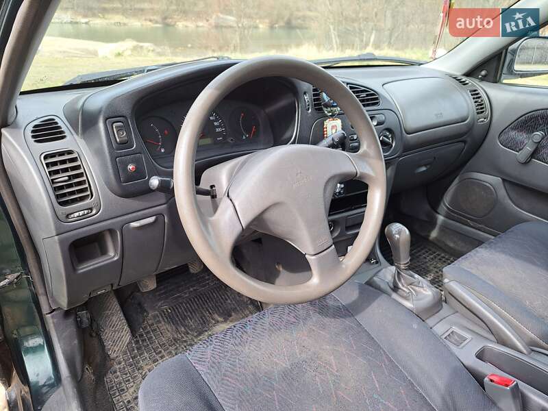 Хэтчбек Mitsubishi Colt 1998 в Долине