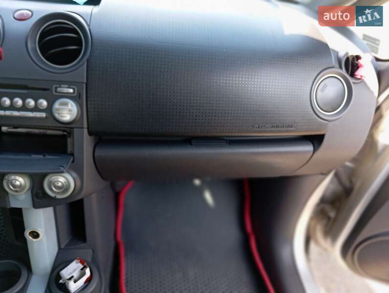 Хэтчбек Mitsubishi Colt 2005 в Чернигове