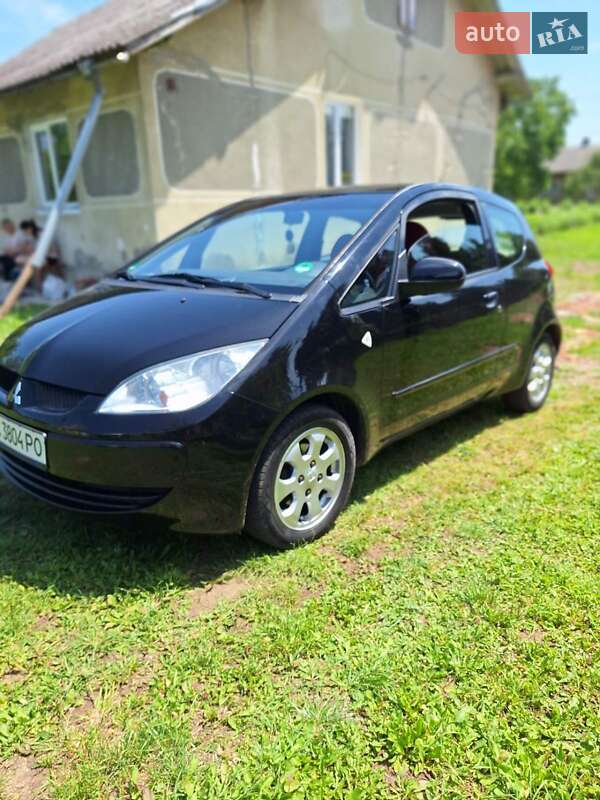 Хетчбек Mitsubishi Colt 2005 в Стрию