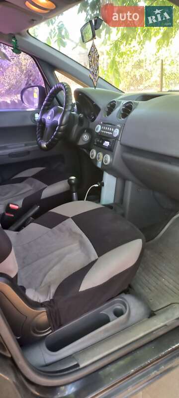 Хэтчбек Mitsubishi Colt 2007 в Новой Одессе