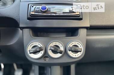 Хэтчбек Mitsubishi Colt 2009 в 