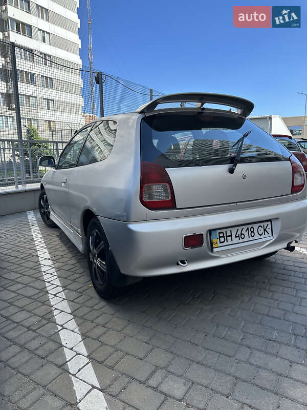 Хэтчбек Mitsubishi Colt 2002 в Одессе