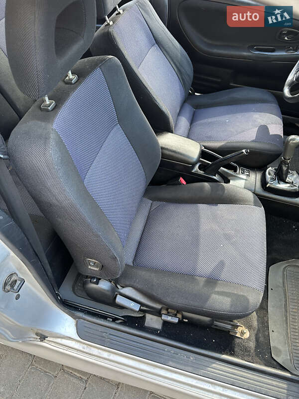 Хэтчбек Mitsubishi Colt 2002 в Одессе