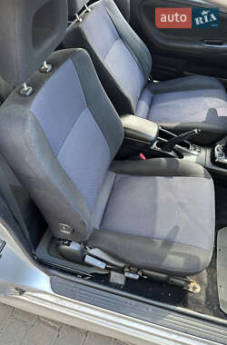 Хэтчбек Mitsubishi Colt 2002 в 