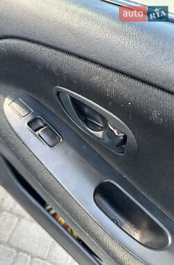 Хэтчбек Mitsubishi Colt 2002 в 