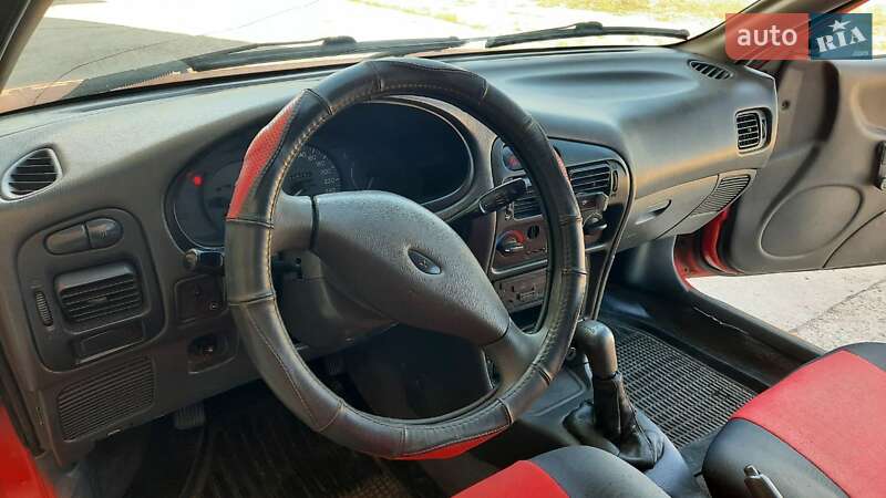 Хэтчбек Mitsubishi Colt 1992 в Ватутино