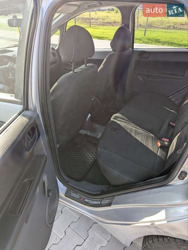 Хетчбек Mitsubishi Colt 2008 в Бучі