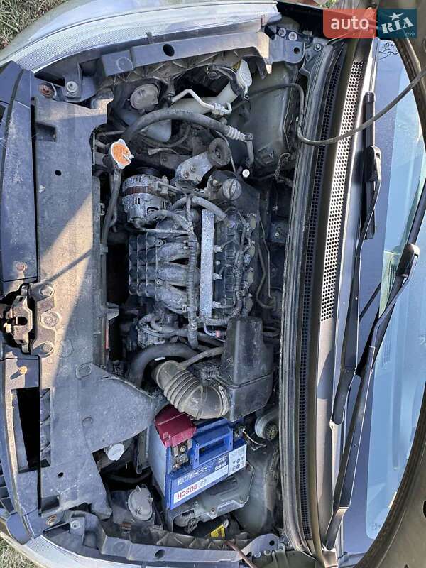 Хэтчбек Mitsubishi Colt 2007 в Хотине