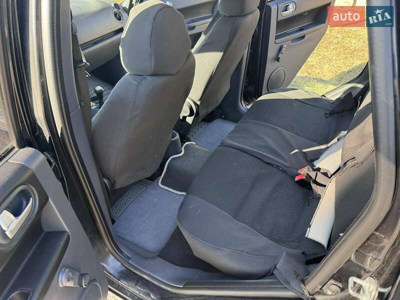 Хетчбек Mitsubishi Colt 2007 в Хотині