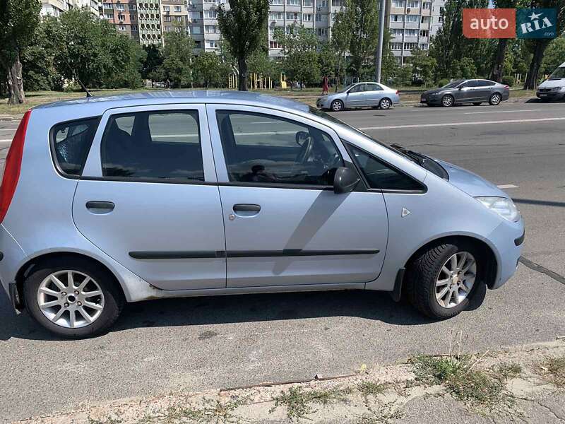 Хетчбек Mitsubishi Colt 2008 в Білогородці фото 4 Хетчбек Mitsubishi Colt 2008 в Білогородці