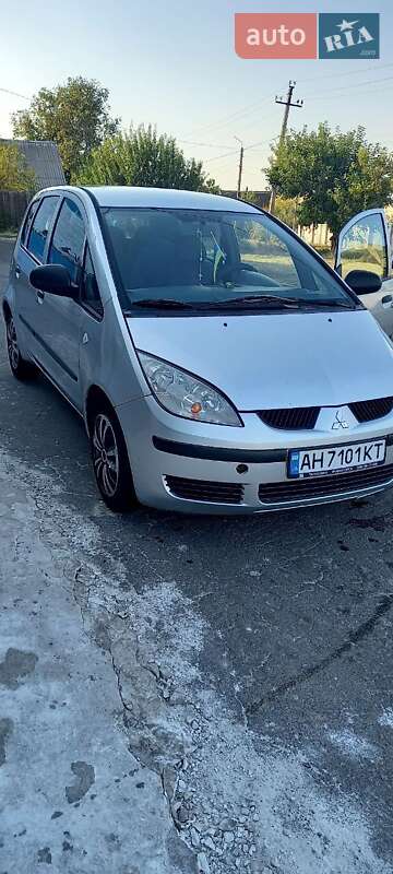 Хетчбек Mitsubishi Colt 2007 в Краматорську