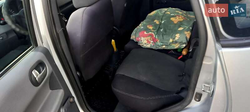 Хэтчбек Mitsubishi Colt 2007 в Краматорске
