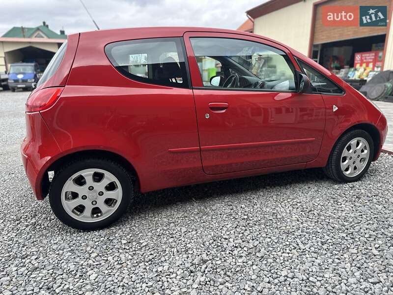 Хетчбек Mitsubishi Colt 2005 в Чернівцях