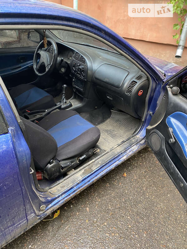 Хэтчбек Mitsubishi Colt 2000 в Александрие