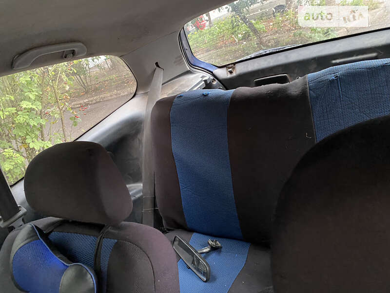 Хэтчбек Mitsubishi Colt 2000 в Александрие