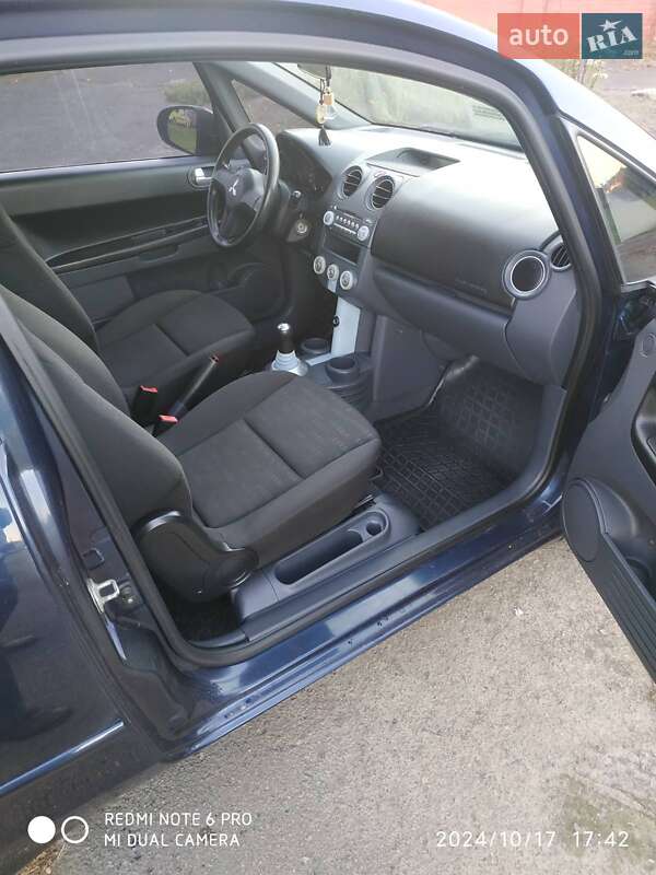 Хетчбек Mitsubishi Colt 2007 в Рівному фото 9 Хетчбек Mitsubishi Colt 2007 в Рівному