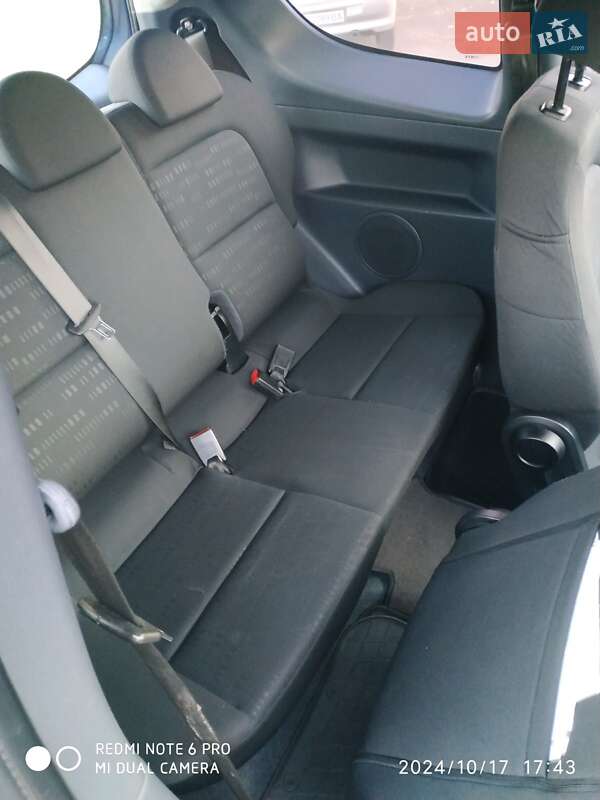 Хетчбек Mitsubishi Colt 2007 в Рівному фото 11 Хетчбек Mitsubishi Colt 2007 в Рівному