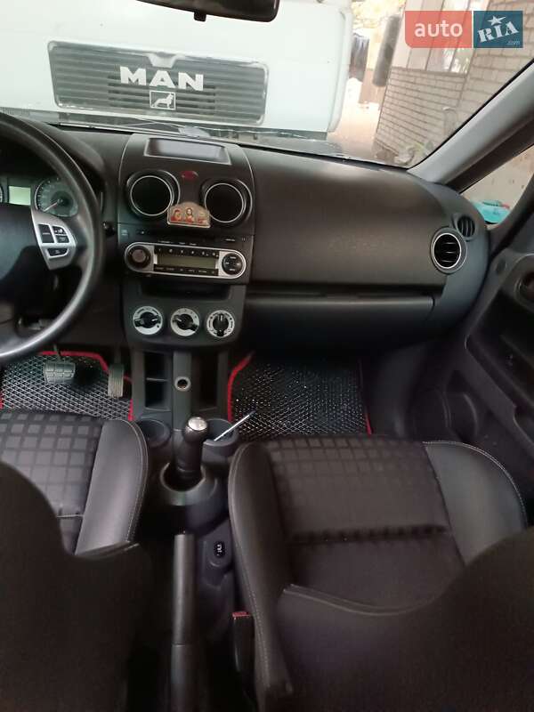 Хэтчбек Mitsubishi Colt 2009 в Дружковке