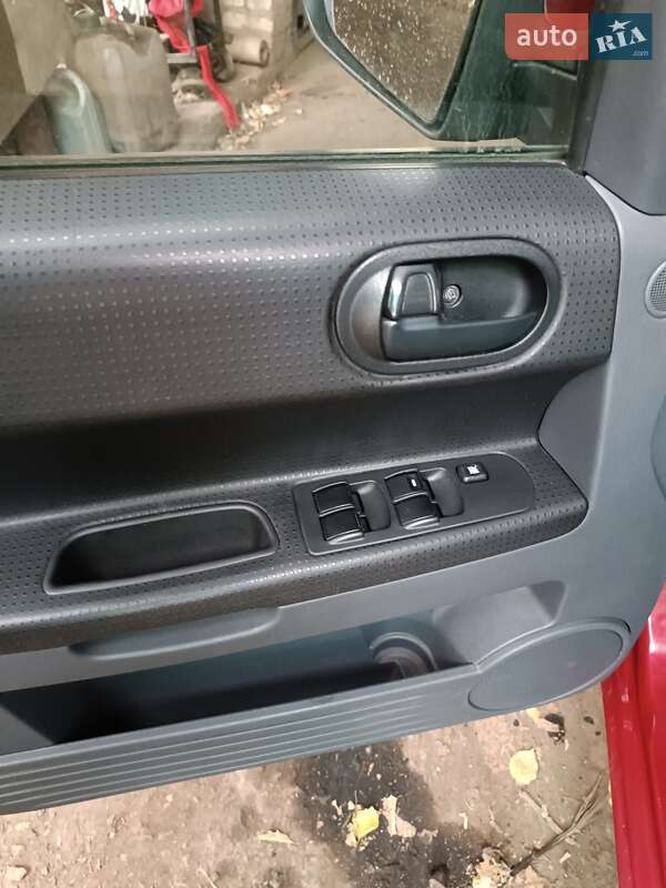 Хэтчбек Mitsubishi Colt 2009 в Дружковке