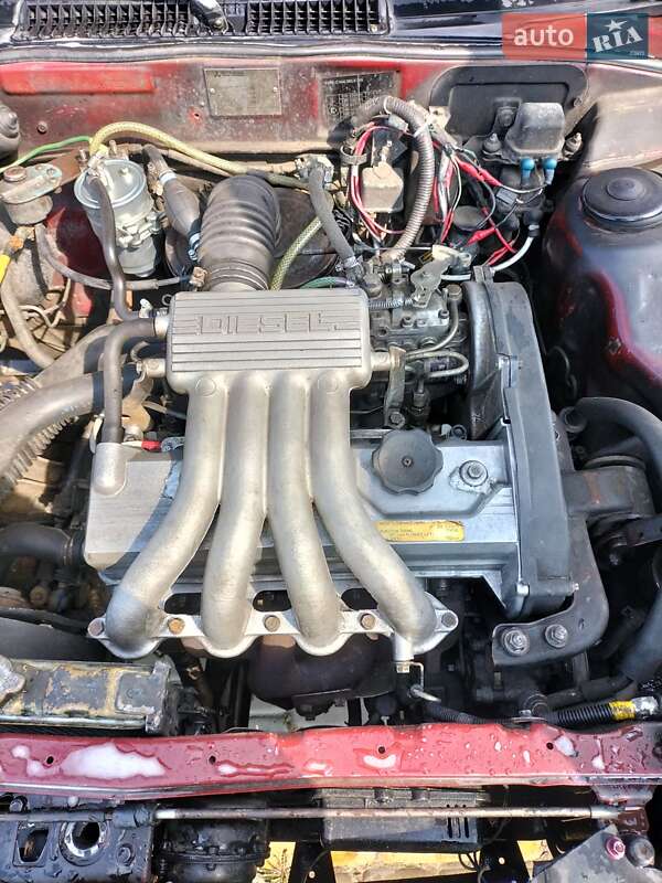 Хетчбек Mitsubishi Colt 1987 в Костопілі