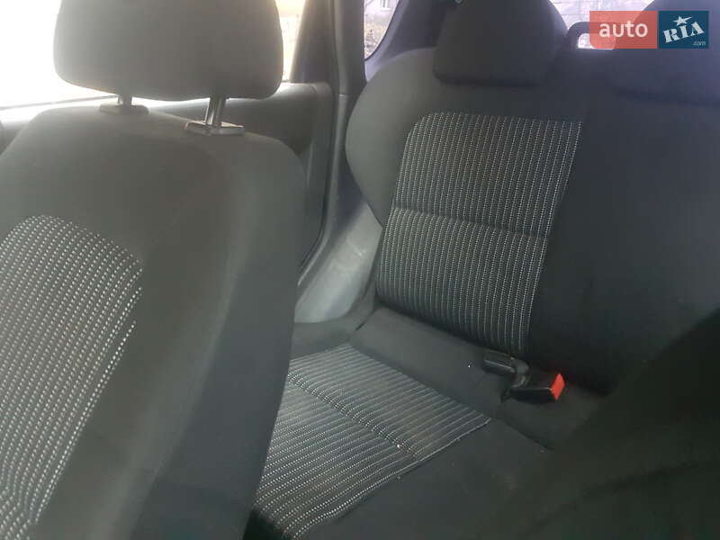 Хэтчбек Mitsubishi Colt 2008 в Киеве