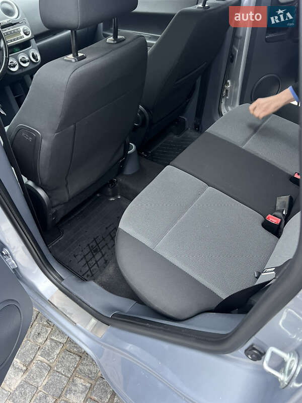 Хэтчбек Mitsubishi Colt 2011 в Днепре
