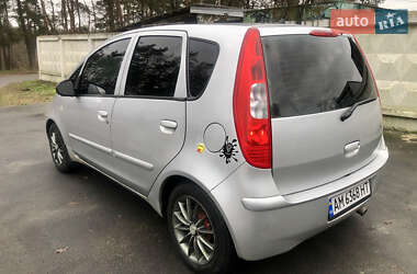 Хетчбек Mitsubishi Colt 2006 в Звягелі