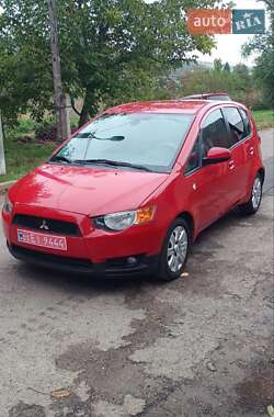 Хэтчбек Mitsubishi Colt 2010 в Могилев-Подольске