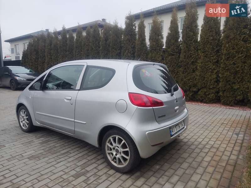 Хэтчбек Mitsubishi Colt 2007 в Киеве