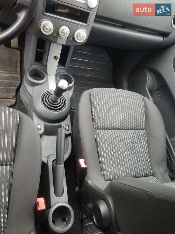 Хэтчбек Mitsubishi Colt 2007 в Киеве
