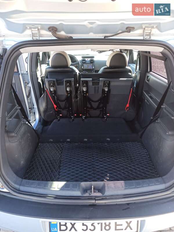 Хэтчбек Mitsubishi Colt 2005 в Староконстантинове