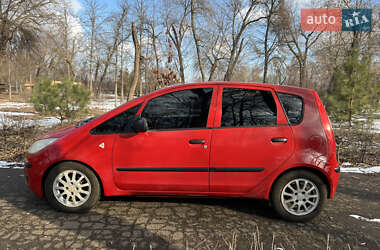 Хэтчбек Mitsubishi Colt 2006 в 