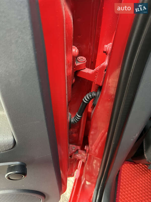 Хэтчбек Mitsubishi Colt 2006 в Кривом Роге фото 8 Хэтчбек Mitsubishi Colt 2006 в Кривом Роге