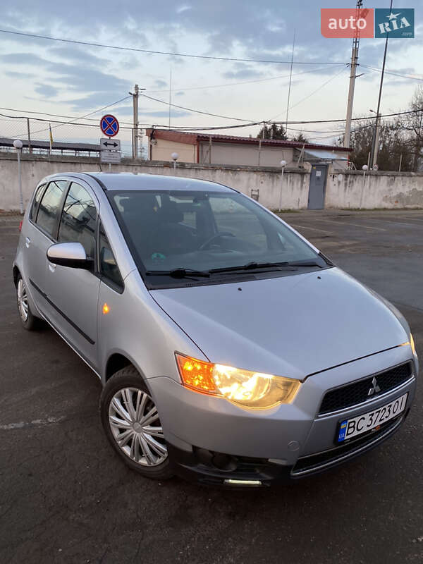 Mitsubishi Colt 2011