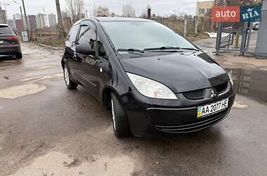 Хэтчбек Mitsubishi Colt 2009 в Киеве