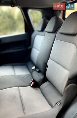 Хэтчбек Mitsubishi Colt 2005 в 